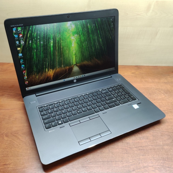 لپ‌تاپ استوک HP مدل Zbook 17 G3 i7-16GB-256ssd-Intel